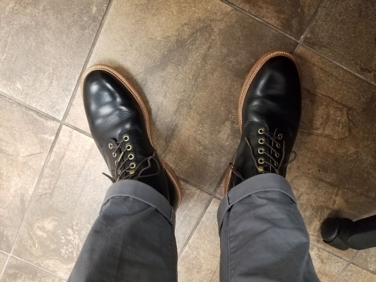 Photo by InfernalJusticator on June 20, 2024 of the Grant Stone Diesel Boot in Horween Black Chromexcel.