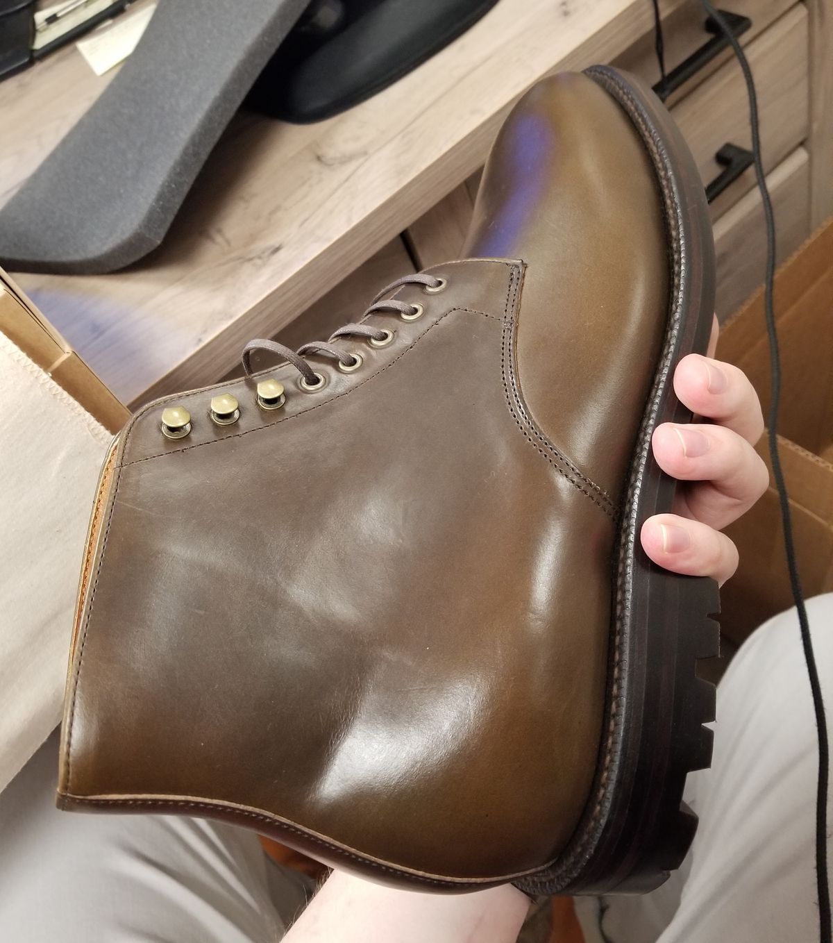 Photo by InfernalJusticator on April 7, 2025 of the Grant Stone Edward Boot in Horween Dark Olive Chromexcel.
