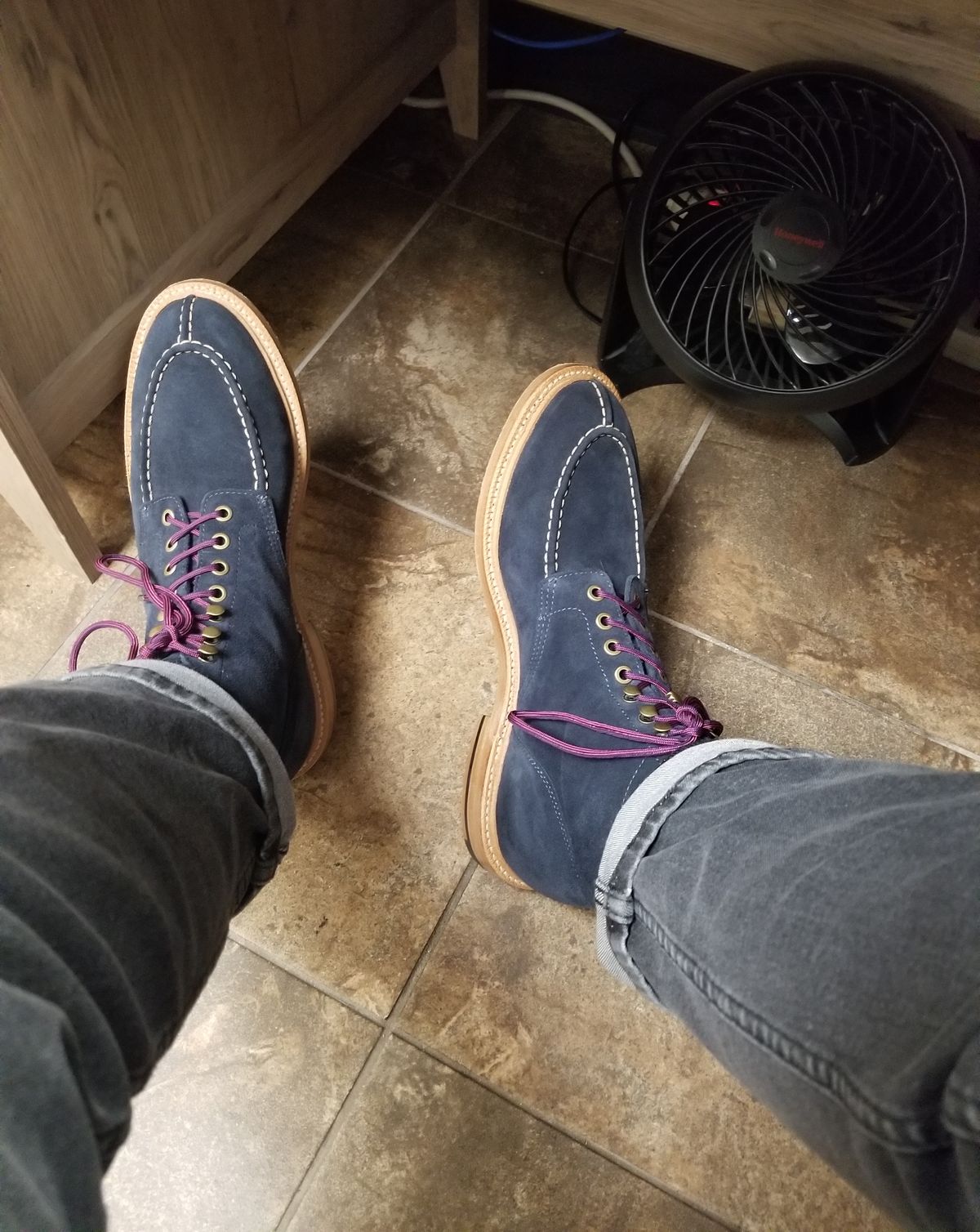 Photo by InfernalJusticator on April 19, 2024 of the Grant Stone Ottawa Boot in C.F. Stead Midnight Repello Calf Suede.