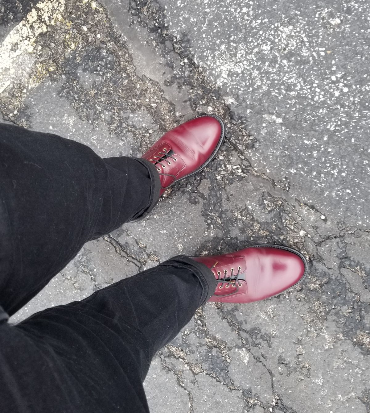 Photo by InfernalJusticator on May 14, 2024 of the Grant Stone Edward Boot in Horween Color 8 Chromexcel.