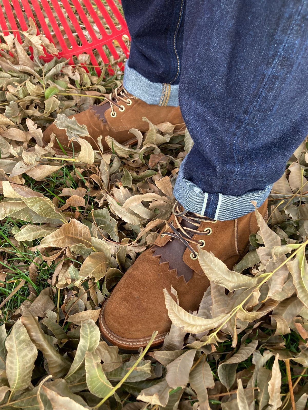 Photo by kenny_trill_kenny on December 3, 2022 of the Grant Stone Diesel Boot in C.F. Stead Bourbon Repello Calf Suede.