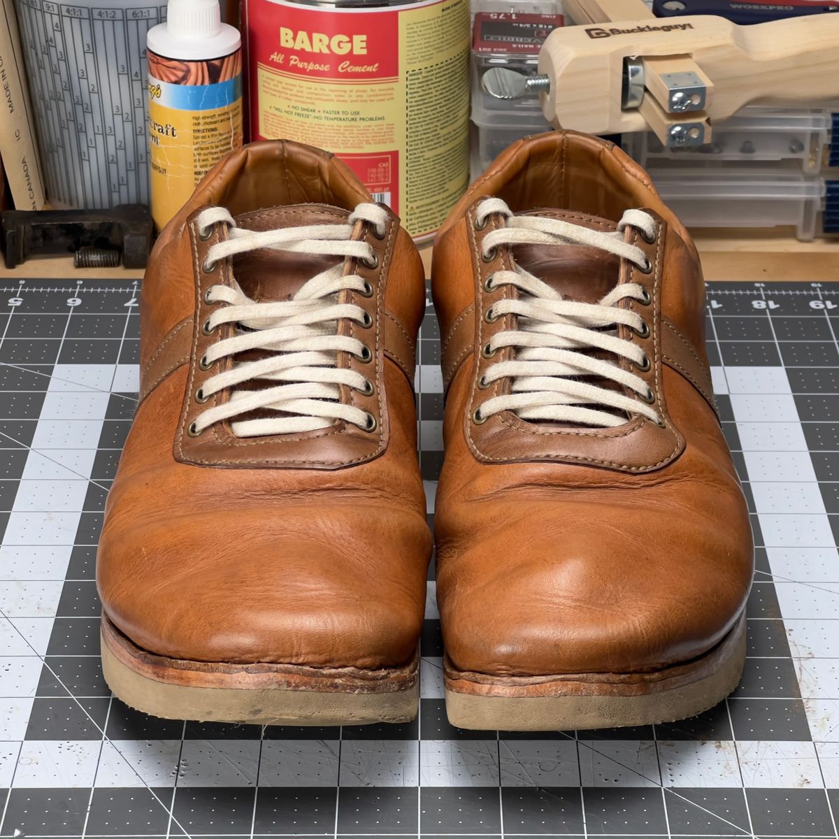 Photo by jprleather on December 3, 2025 of the Self-Made Munson Shoe in Horween Natural Derby.