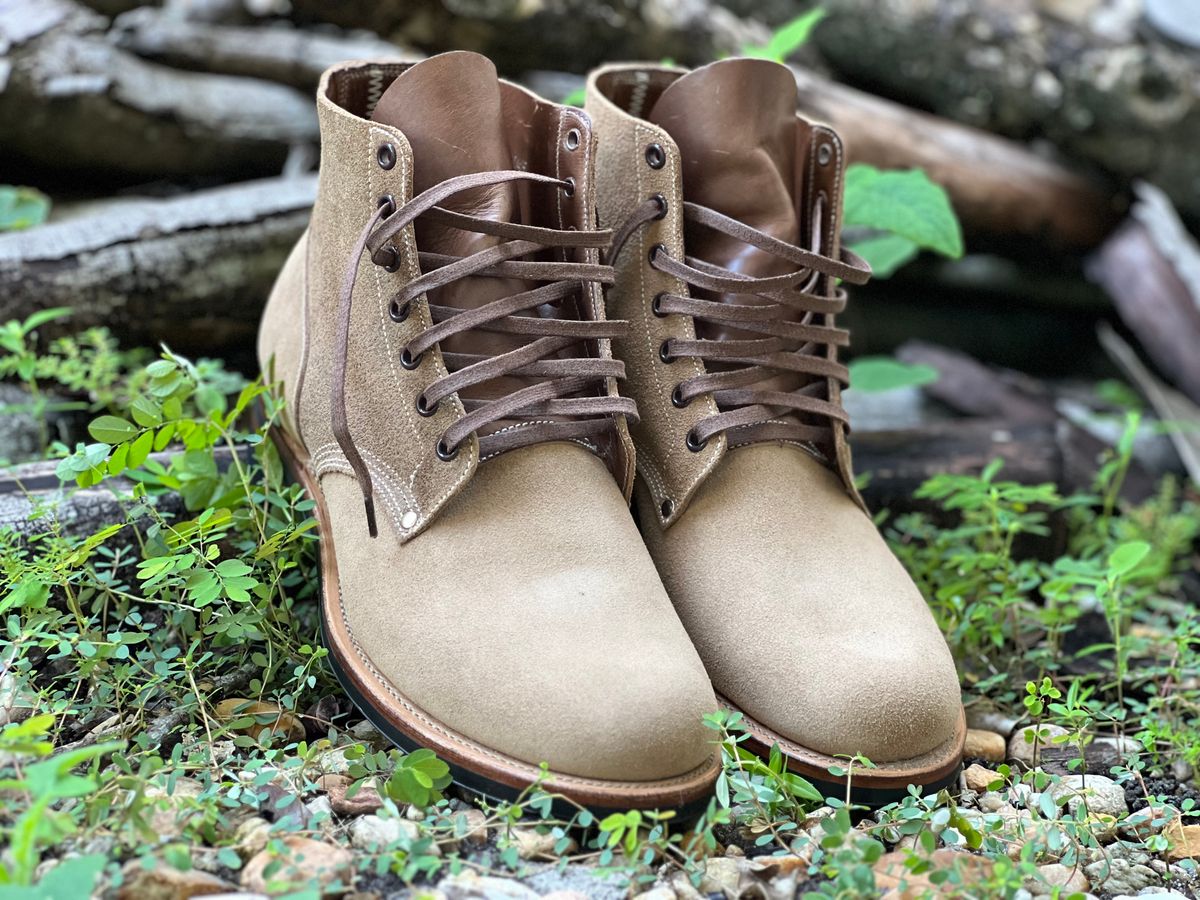 Photo by Bluesbrosg4ev on September 16, 2023 of the Viberg Boondocker in Horween Marine Field Roughout.