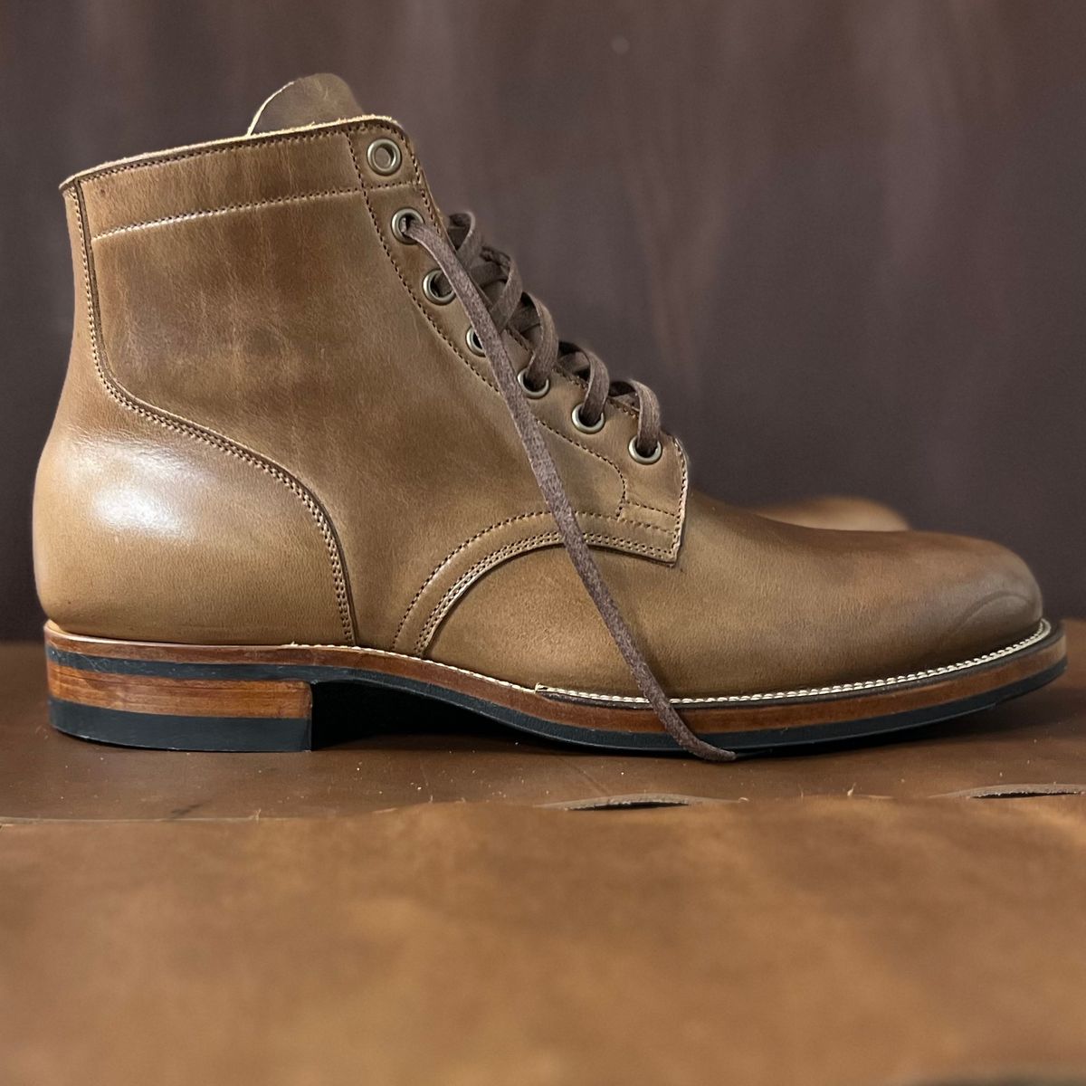 Photo by Bluesbrosg4ev on October 1, 2024 of the Viberg Service Boot in Horween Natural Chromexcel.