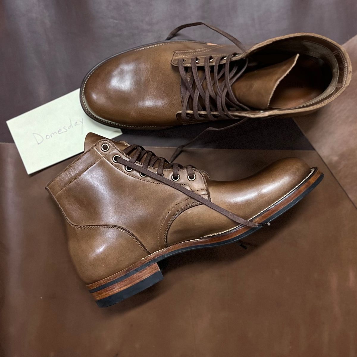 Photo by Bluesbrosg4ev on October 1, 2024 of the Viberg Service Boot in Horween Natural Chromexcel.