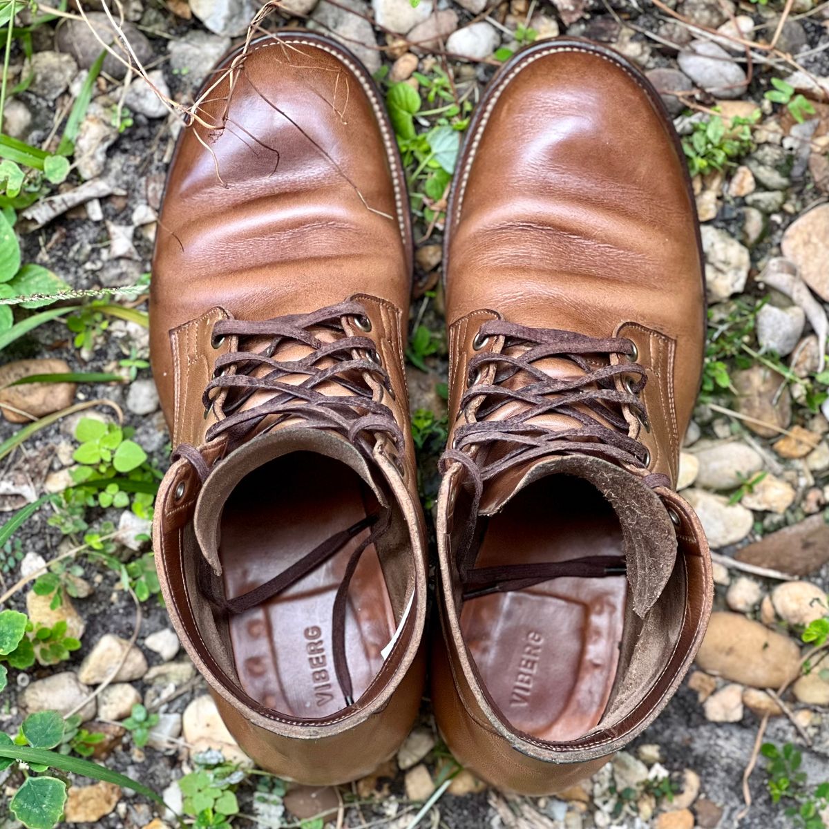 Photo by Bluesbrosg4ev on November 1, 2024 of the Viberg Service Boot in Horween Natural Chromexcel.