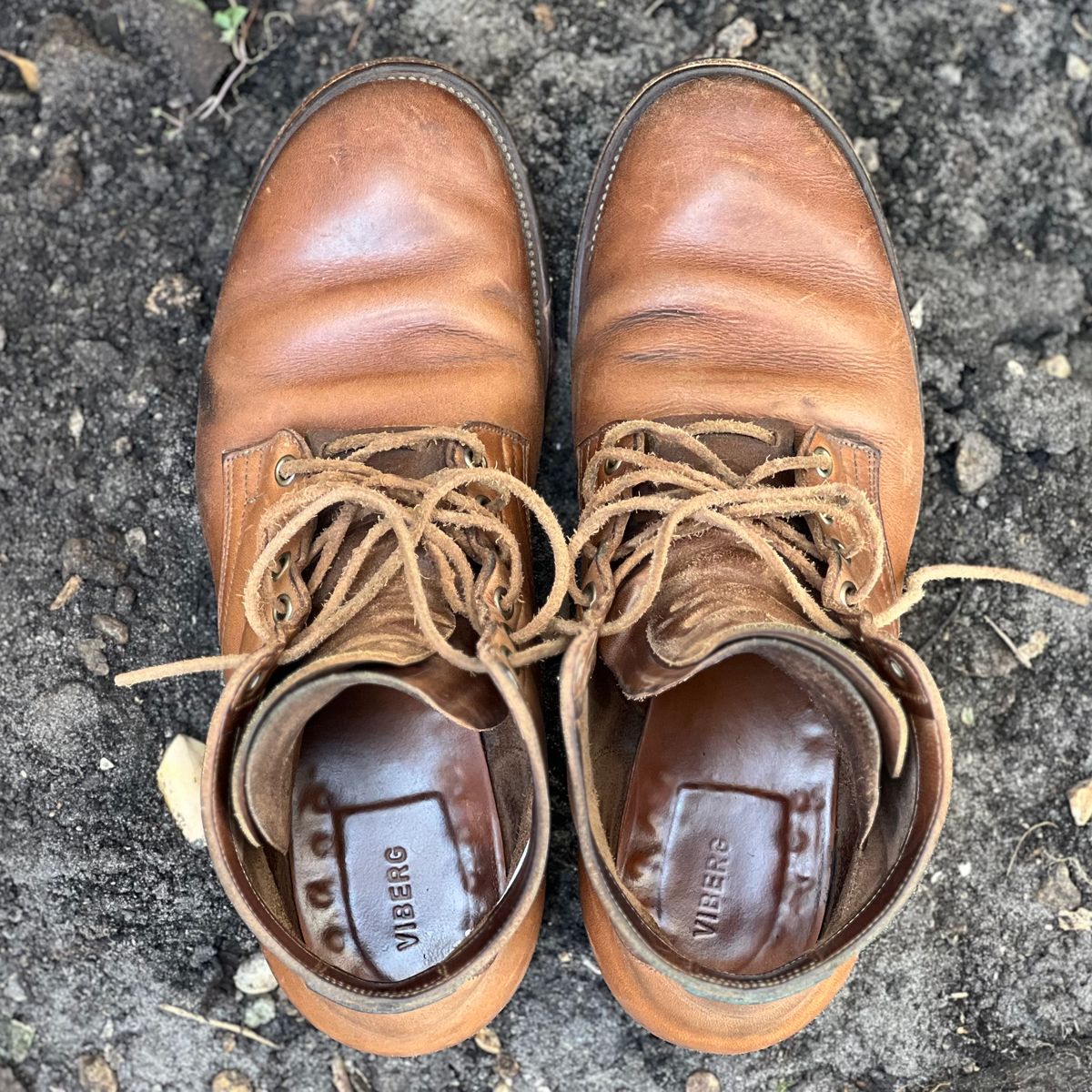 Photo by Bluesbrosg4ev on April 5, 2025 of the Viberg Service Boot in Horween Natural Chromexcel.