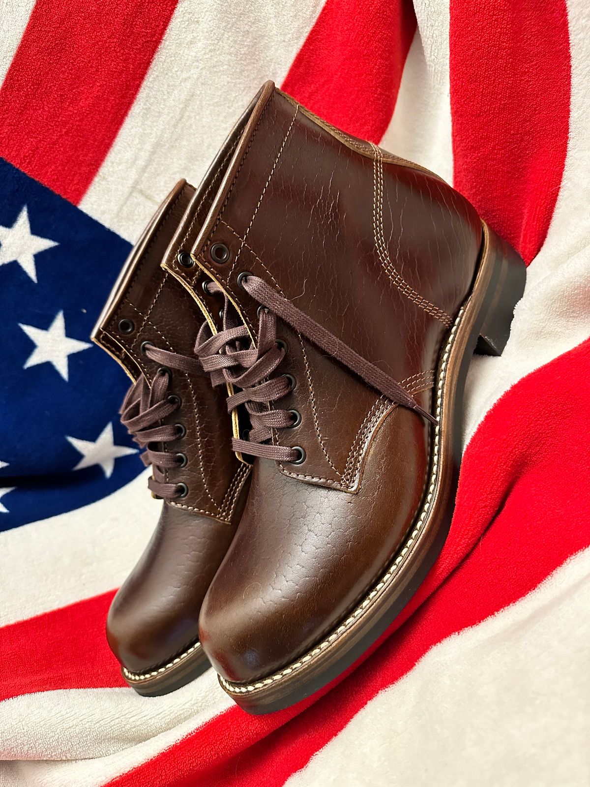 Photo by Stuville77 on November 2, 2023 of the John Lofgren Ludlow Boots in Shinki Timber Oiled Horsebutt.