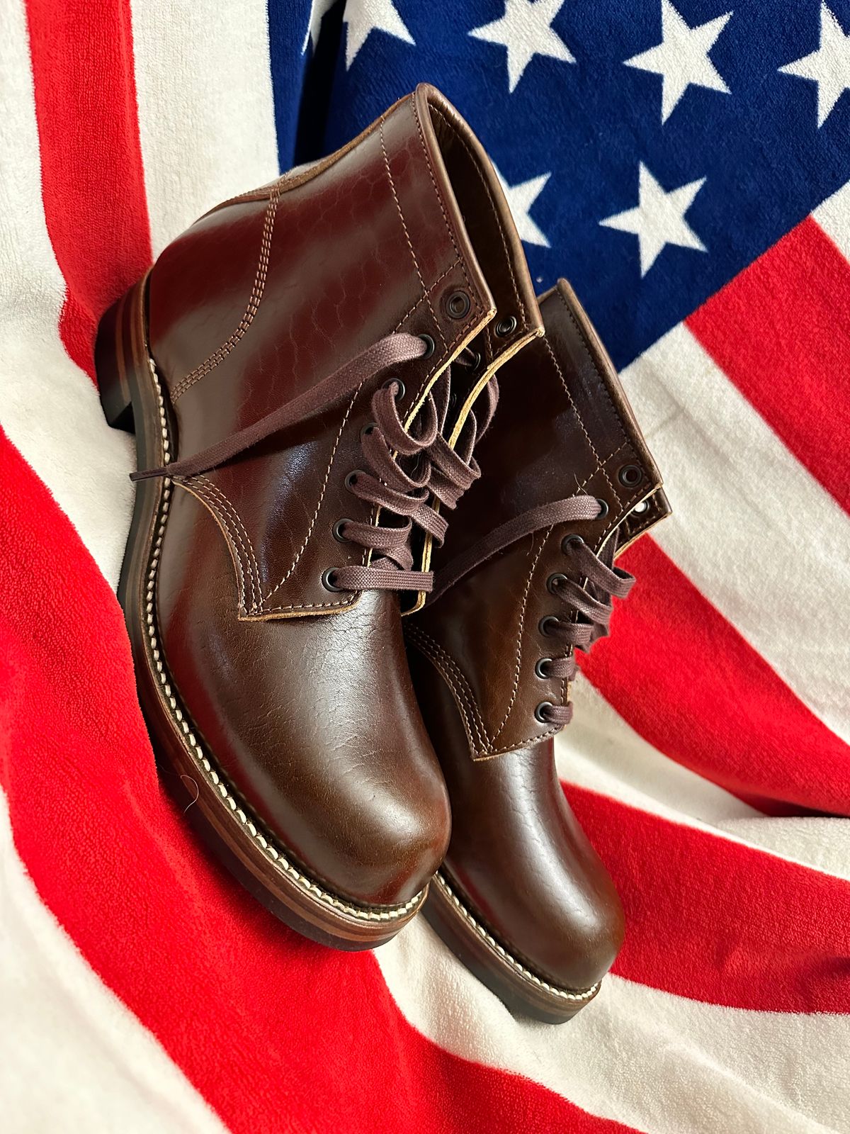 Photo by Stuville77 on November 2, 2023 of the John Lofgren Ludlow Boots in Shinki Timber Oiled Horsebutt.