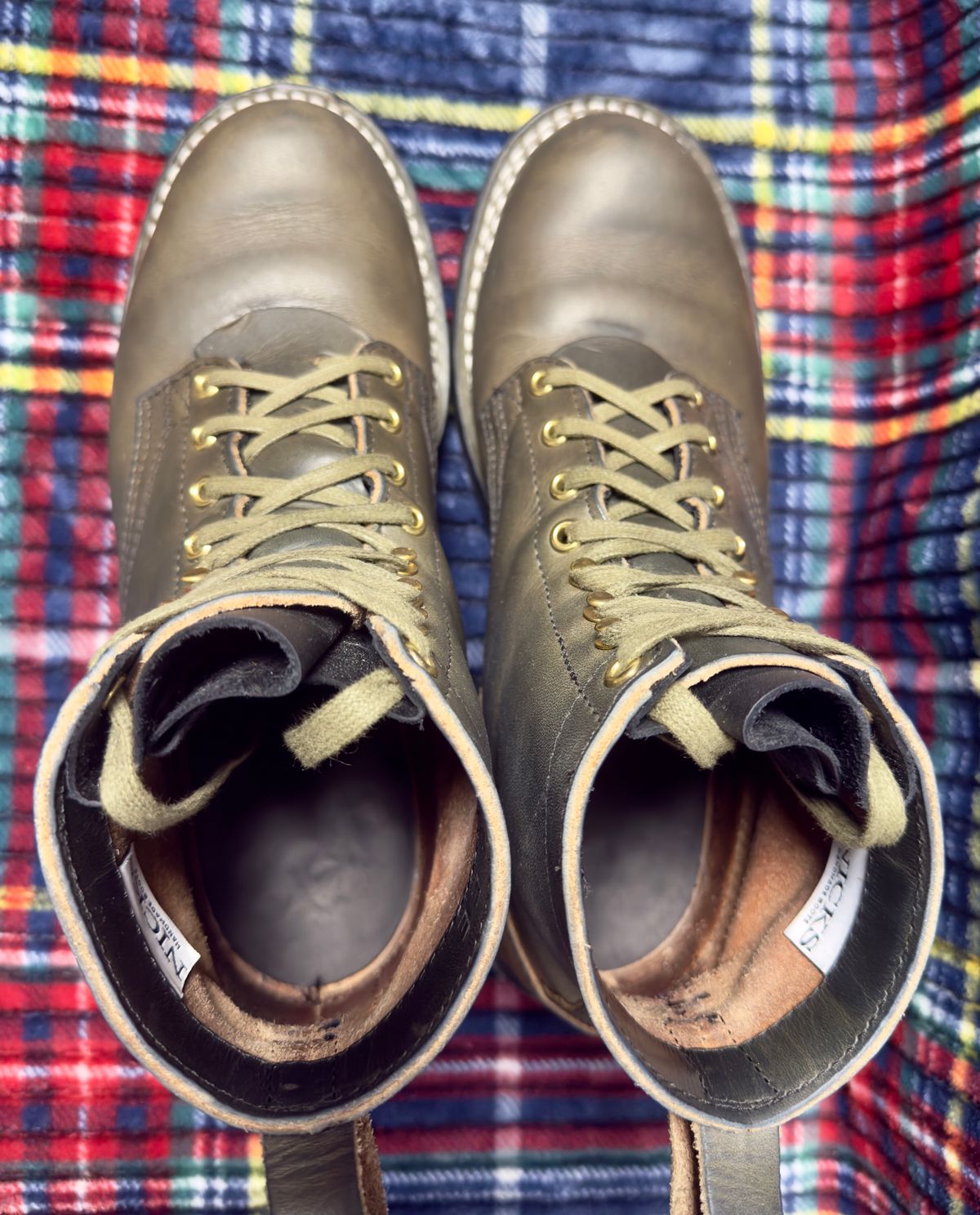 Photo by Stuville77 on November 6, 2025 of the Nicks Urban Drifter in Wickett & Craig Slate Double Stuffed.