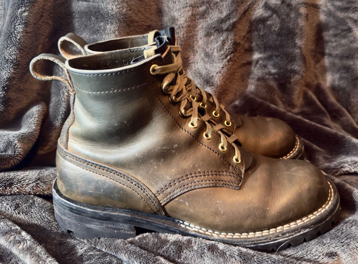 Photo by Stuville77 on January 3, 2026 of the Nicks Urban Drifter in Wickett & Craig Slate Double Stuffed.