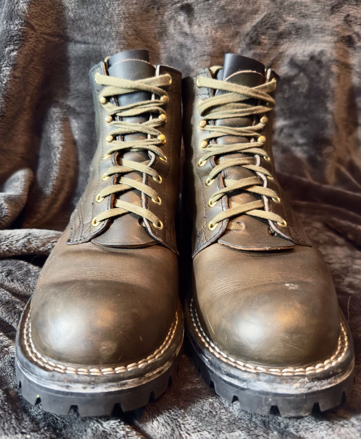 Photo by Stuville77 on January 3, 2026 of the Nicks Urban Drifter in Wickett & Craig Slate Double Stuffed.