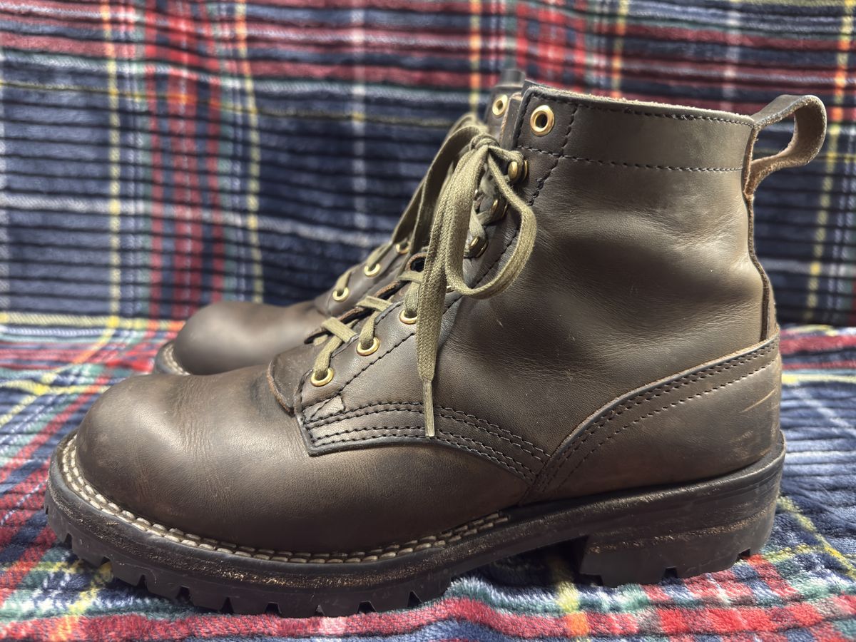 Photo by Stuville77 on March 6, 2026 of the Nicks Urban Drifter in Wickett & Craig Slate Double Stuffed.