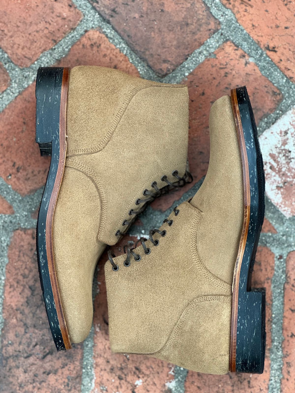 Photo by SierraLizard on October 1, 2025 of the Viberg N1 Boot-Marine Field Shoe in Horween Marine Field Roughout.