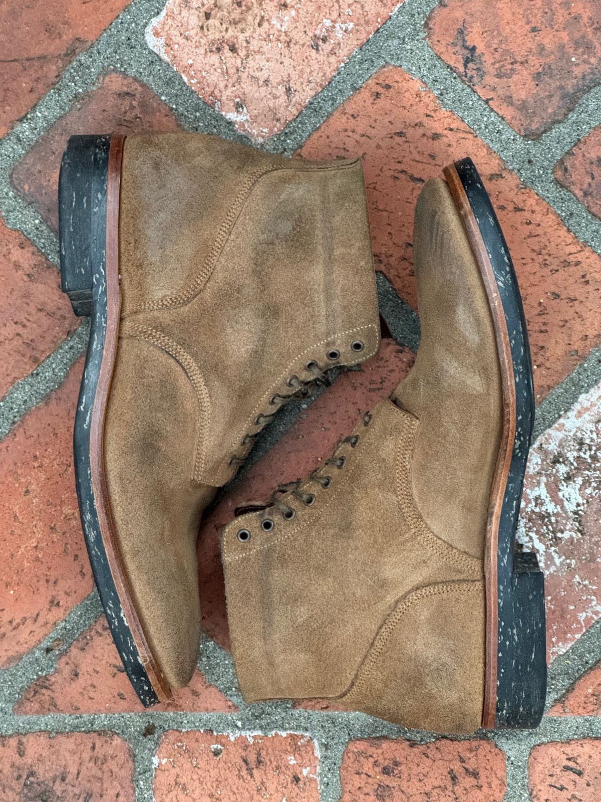 Photo by SierraLizard on November 30, 2025 of the Viberg N1 Boot-Marine Field Shoe in Horween Marine Field Roughout.