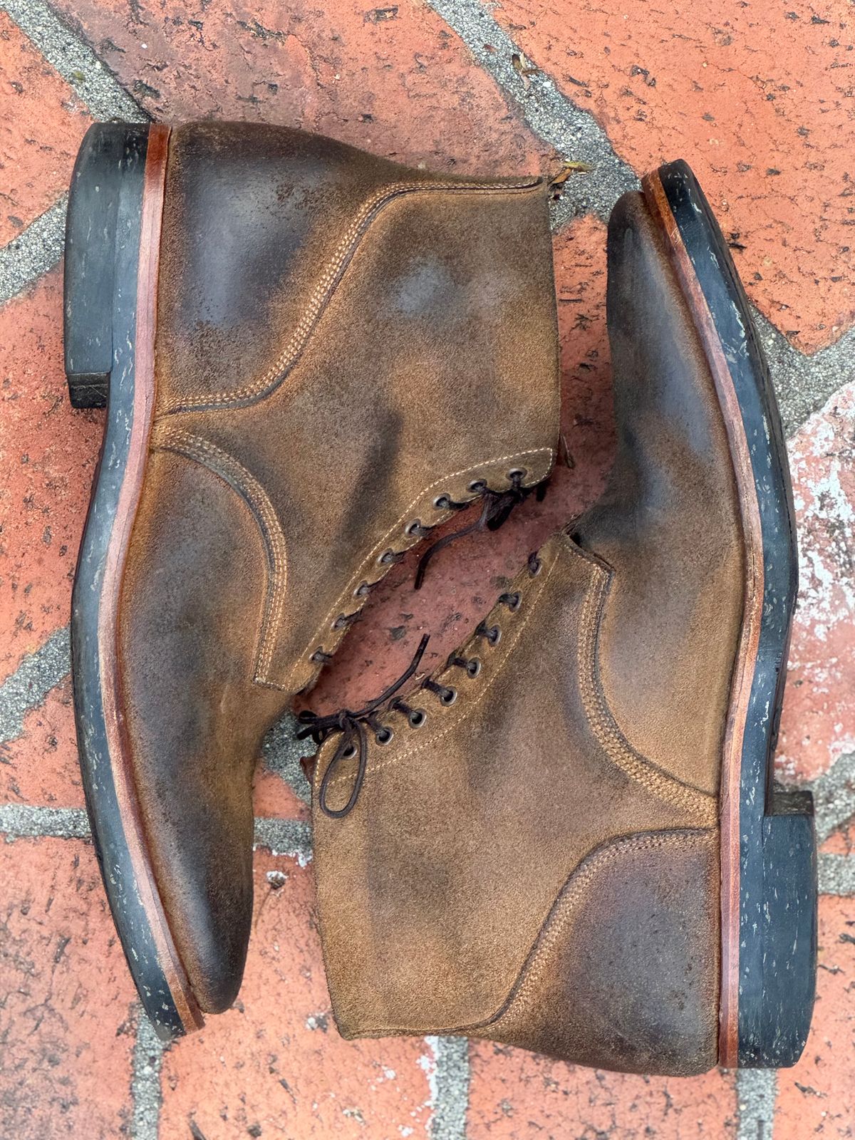 Photo by SierraLizard on April 1, 2026 of the Viberg N1 Boot-Marine Field Shoe in Horween Marine Field Roughout.
