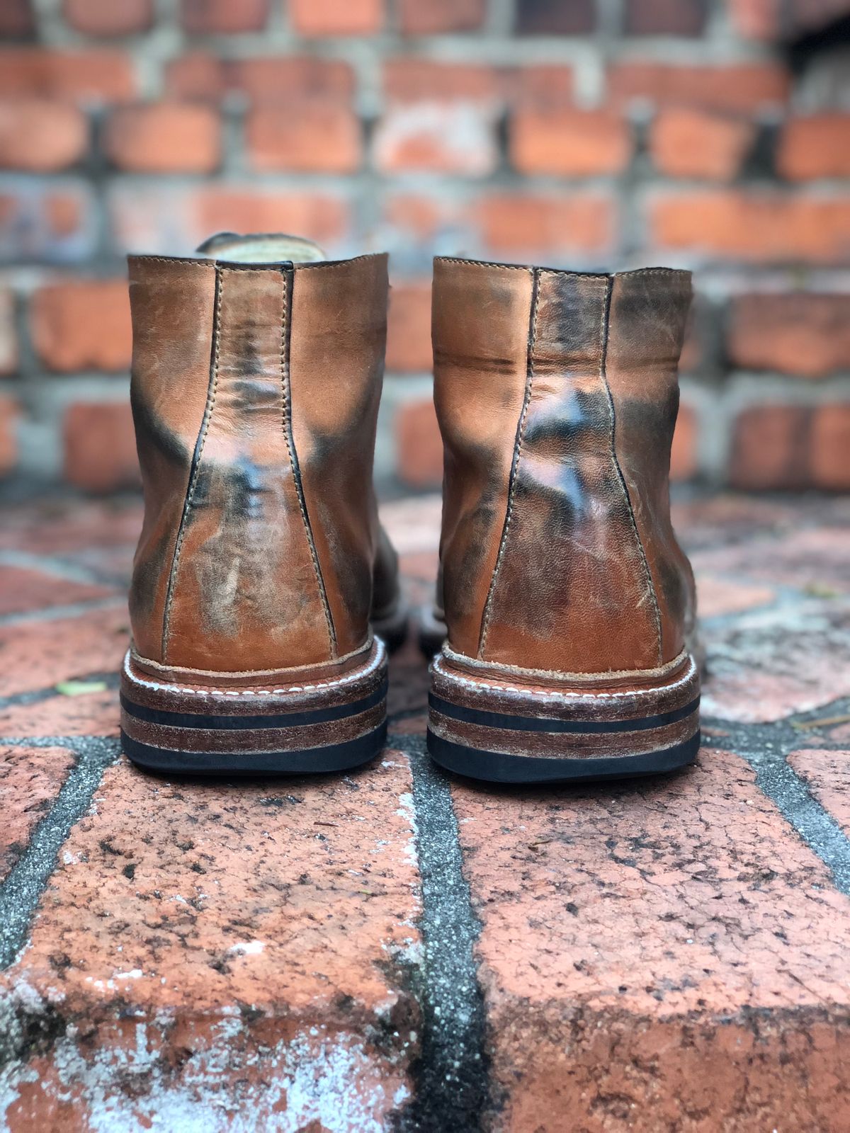 Photo by SierraLizard on March 2, 2023 of the Oak Street Bootmakers Lakeshore Boot in Maryam Natural Horsebutt.