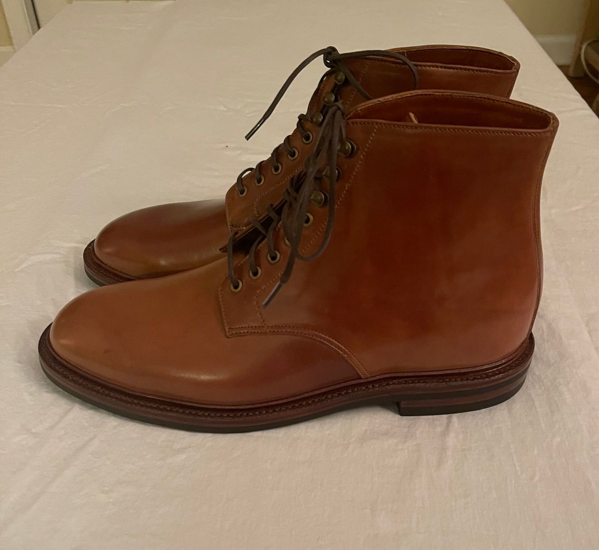 Photo by serviceadvisorwalking on October 1, 2022 of the Grant Stone Edward Boot in Horween Honey Glazed Shell Cordovan.