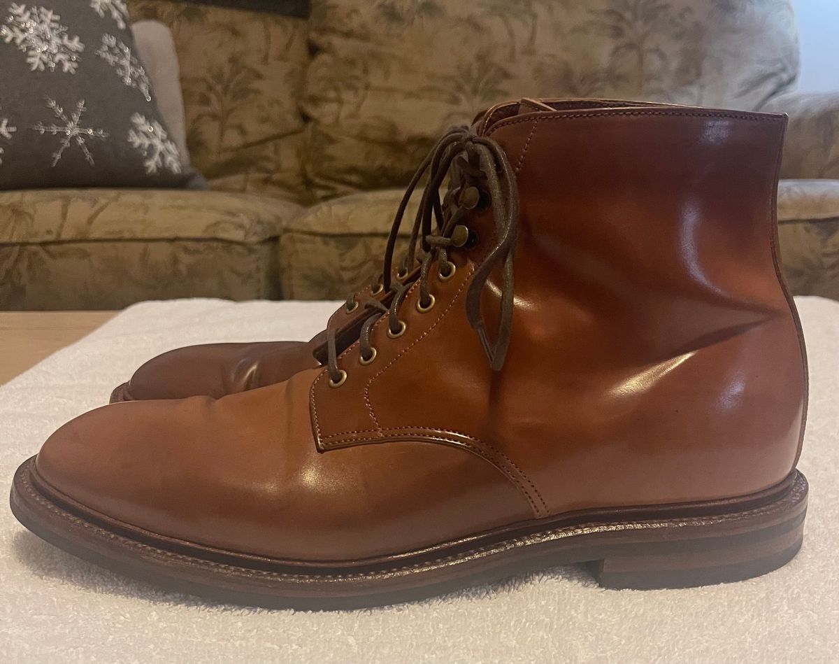Photo by serviceadvisorwalking on November 1, 2022 of the Grant Stone Edward Boot in Horween Honey Glazed Shell Cordovan.