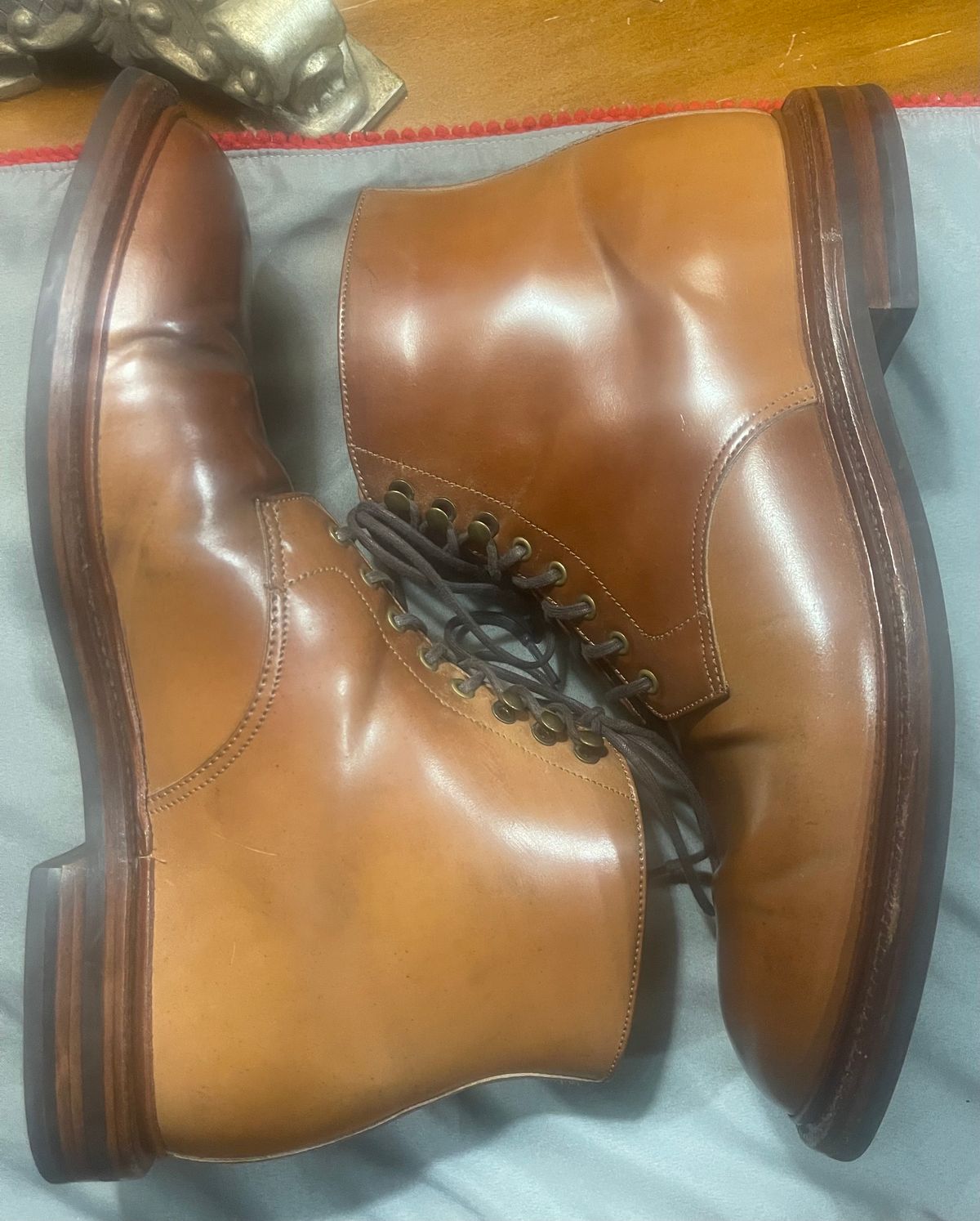 Photo by serviceadvisorwalking on December 2, 2022 of the Grant Stone Edward Boot in Horween Honey Glazed Shell Cordovan.