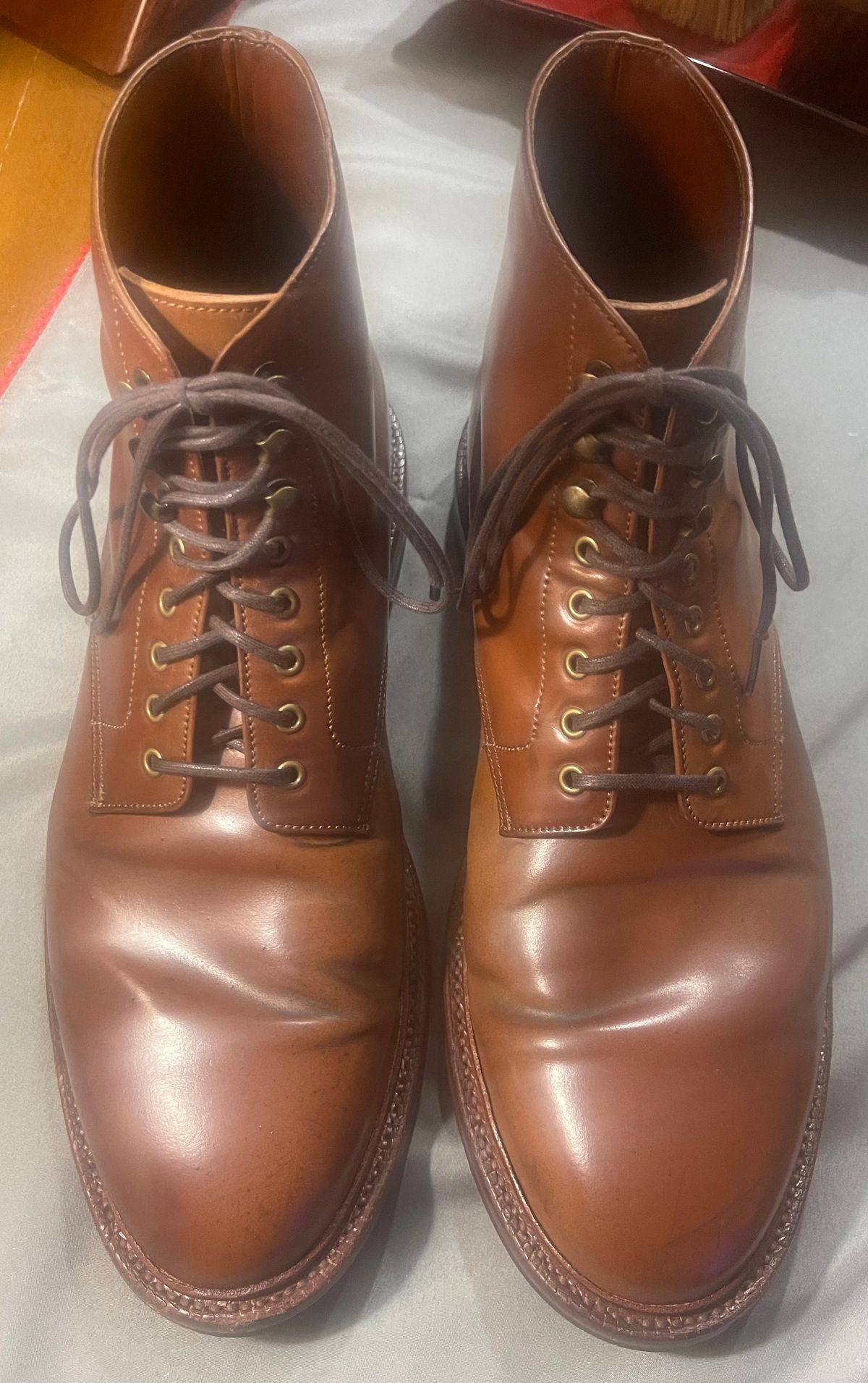 Photo by serviceadvisorwalking on December 2, 2022 of the Grant Stone Edward Boot in Horween Honey Glazed Shell Cordovan.