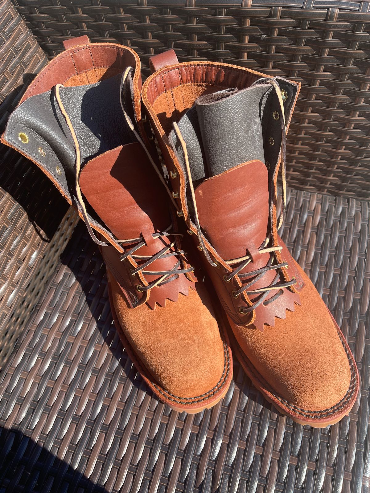 Photo by Eazydoesit on July 17, 2023 of the JK Boots O.T. in Seidel Redwood Oil Tan Roughout.