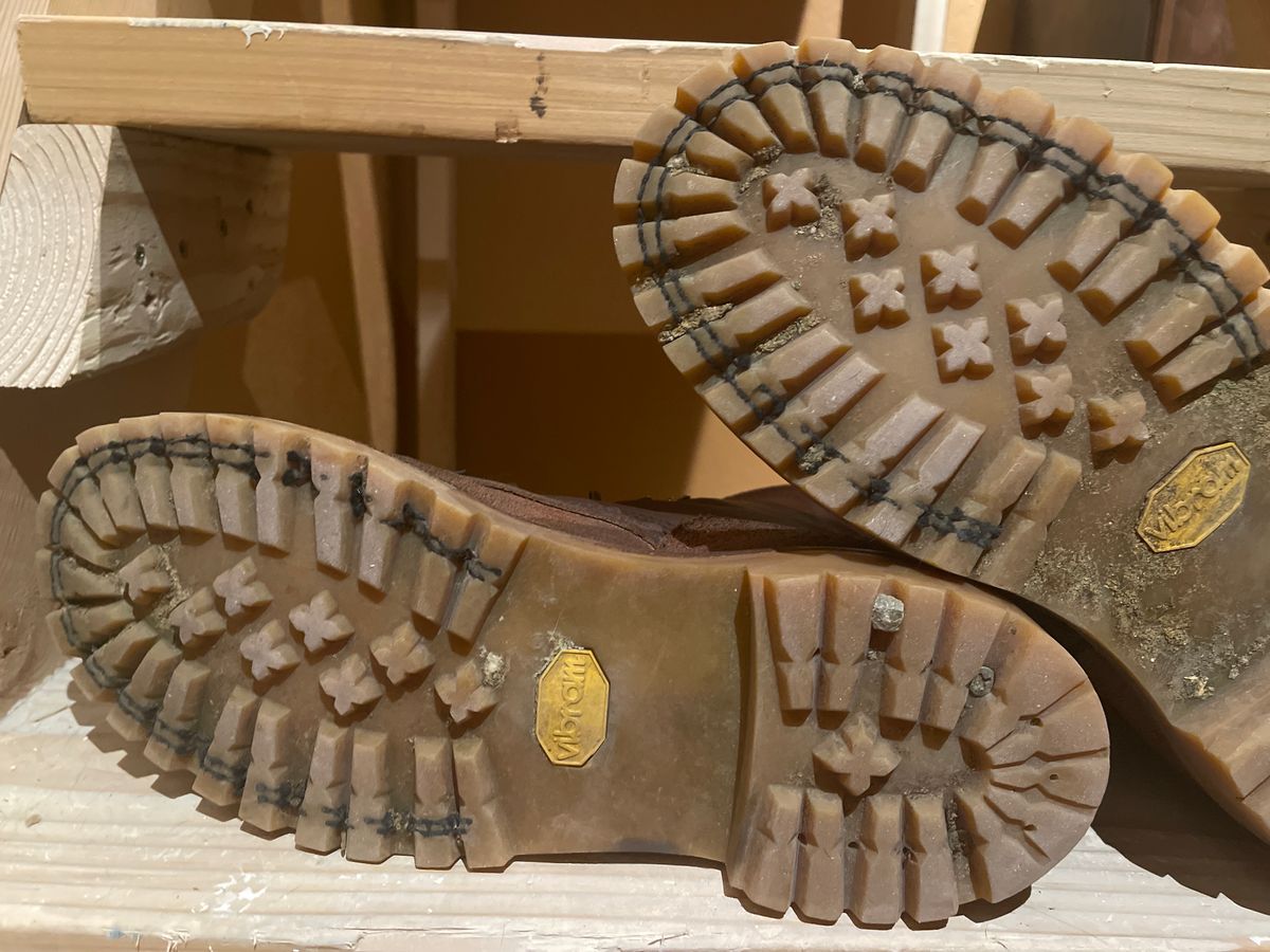 Photo by Eazydoesit on November 30, 2023 of the JK Boots O.T. in Seidel Redwood Oil Tan Roughout.