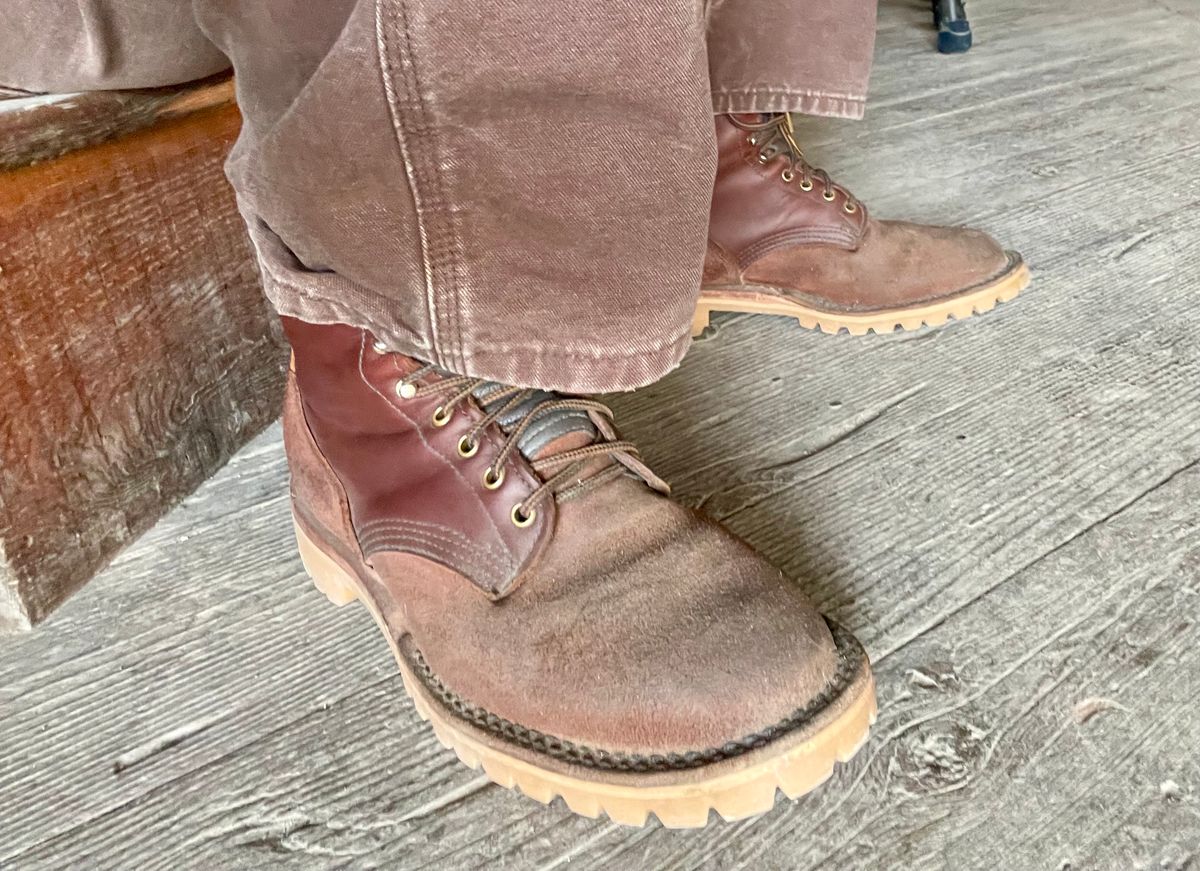 Photo by Eazydoesit on March 9, 2024 of the JK Boots O.T. in Seidel Redwood Oil Tan Roughout.