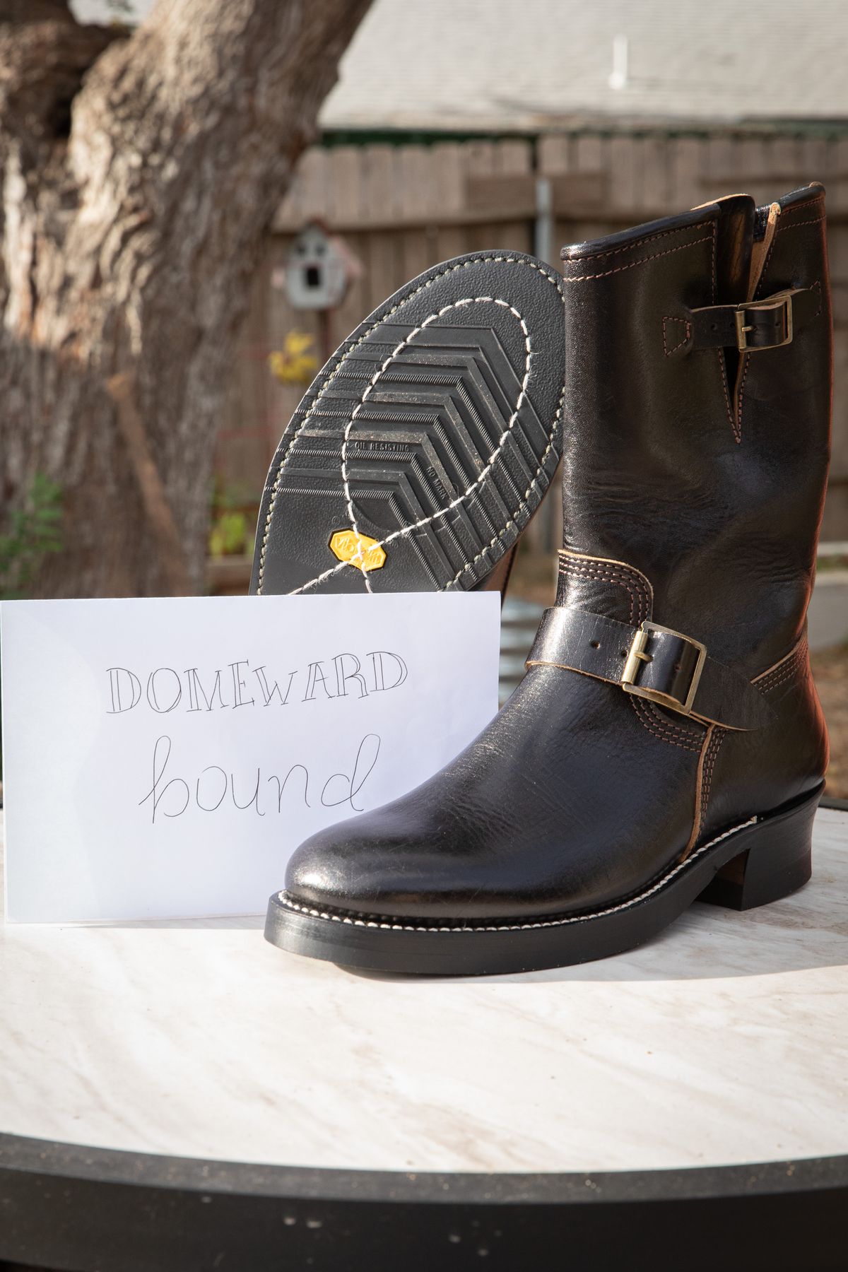 Photo by melquiades on October 5, 2023 of the John Lofgren Wabash Engineer Boots in Shinki Black Teacore Horsebutt.