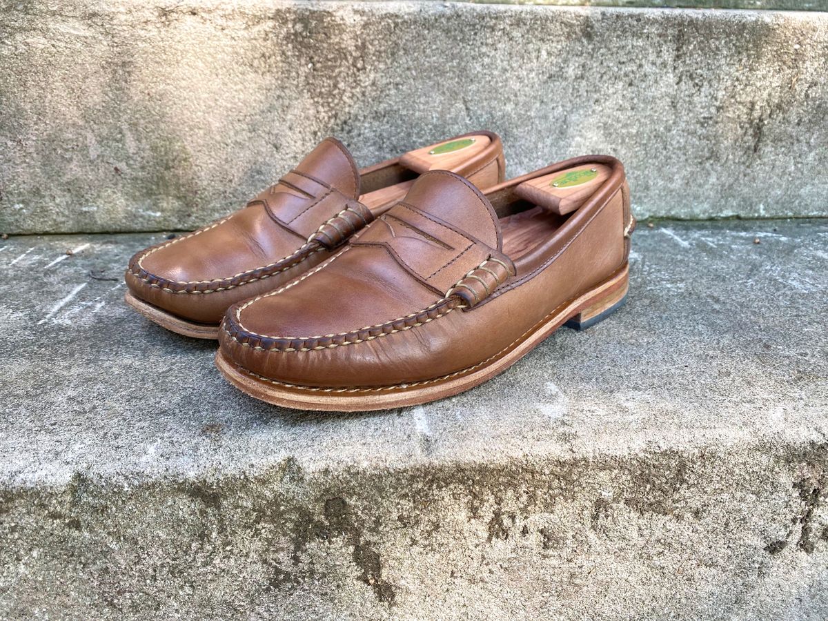 Photo by eddykinz on August 8, 2022 of the Rancourt & Co. Beefroll Penny Loafers in Horween Natural Chromexcel.