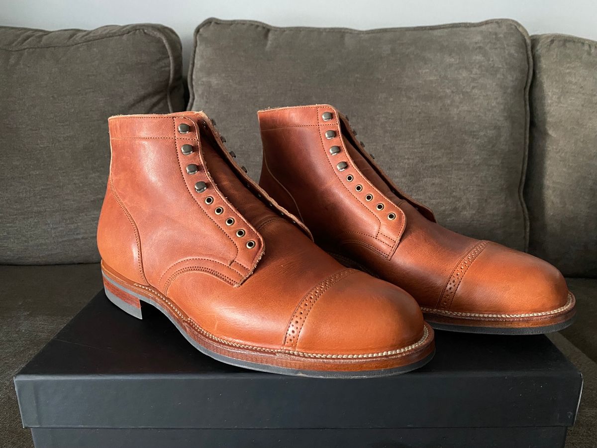 Photo by eddykinz on September 20, 2022 of the Viberg Service Boot BCT in Horween Natural Dublin.