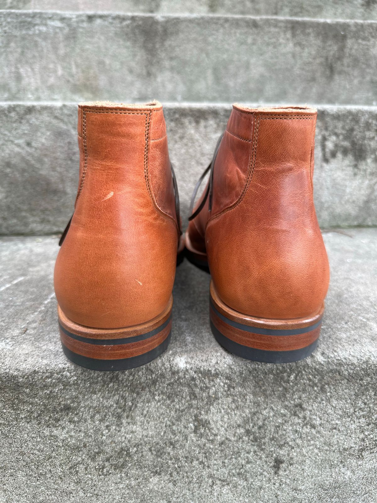 Photo by eddykinz on October 1, 2022 of the Viberg Service Boot BCT in Horween Natural Dublin.