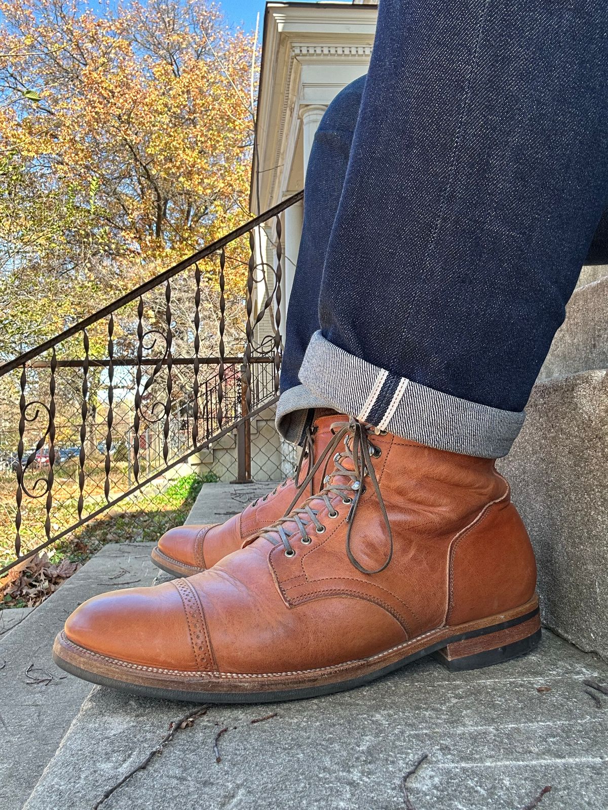 Photo by eddykinz on November 6, 2022 of the Viberg Service Boot BCT in Horween Natural Dublin.