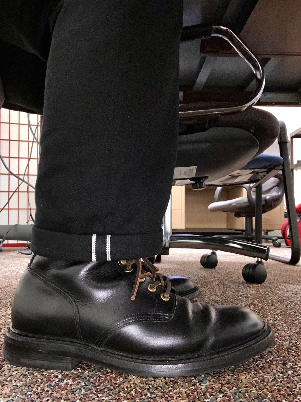 Photo by eddykinz on September 8, 2022 of the Grant Stone Diesel Boot in Horween Black Chromexcel.