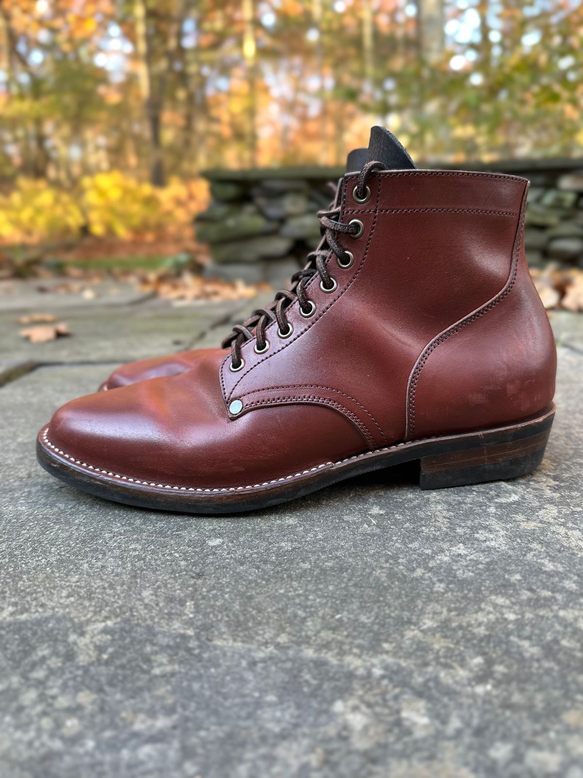 Photo by worra on November 4, 2022 of the NF Bootmaker Milton Boot in Horween Tan Workshoe Butt.