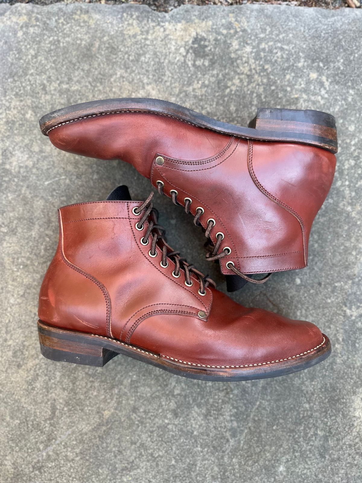 Photo by worra on November 4, 2022 of the NF Bootmaker Milton Boot in Horween Tan Workshoe Butt.