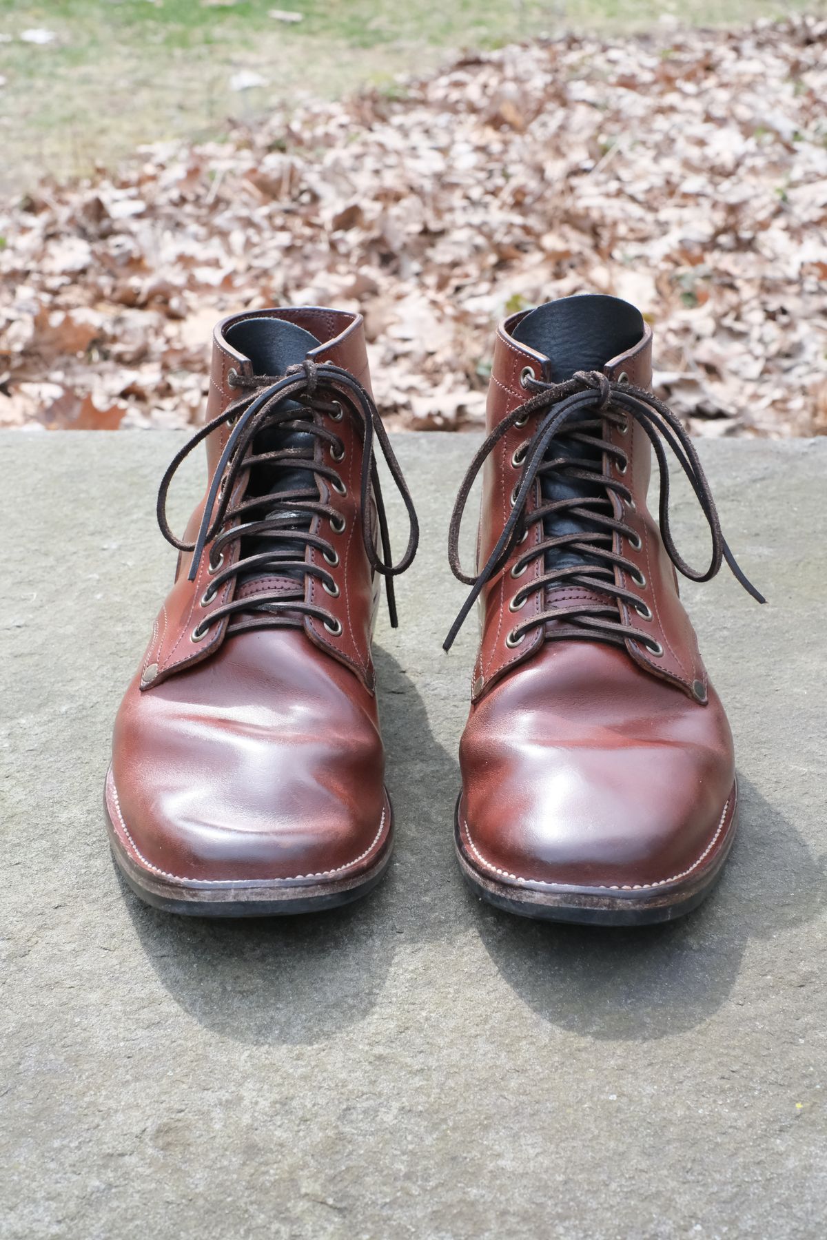 Photo by worra on April 1, 2023 of the NF Bootmaker Milton Boot in Horween Tan Workshoe Butt.