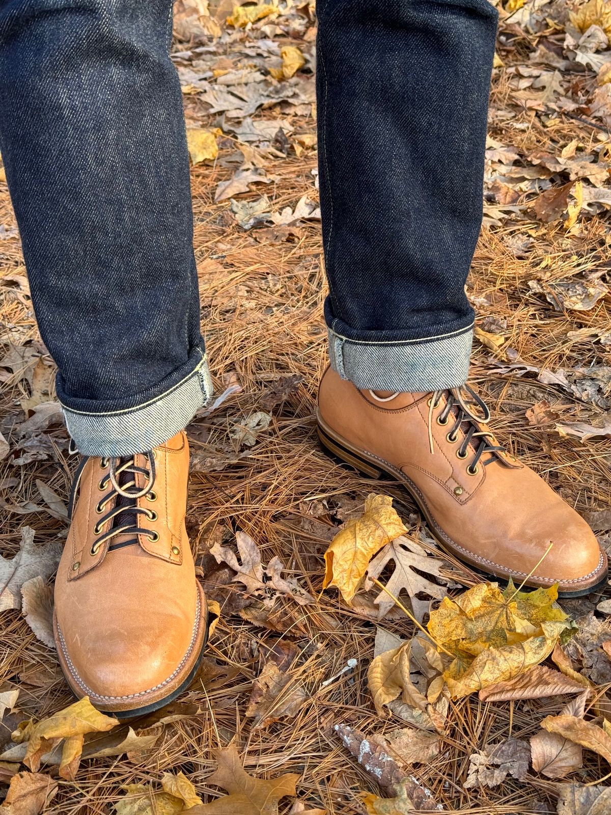 Photo by worra on December 3, 2023 of the Iron Boots x Østmo Type 1 in Maryam Natural Horsehide.