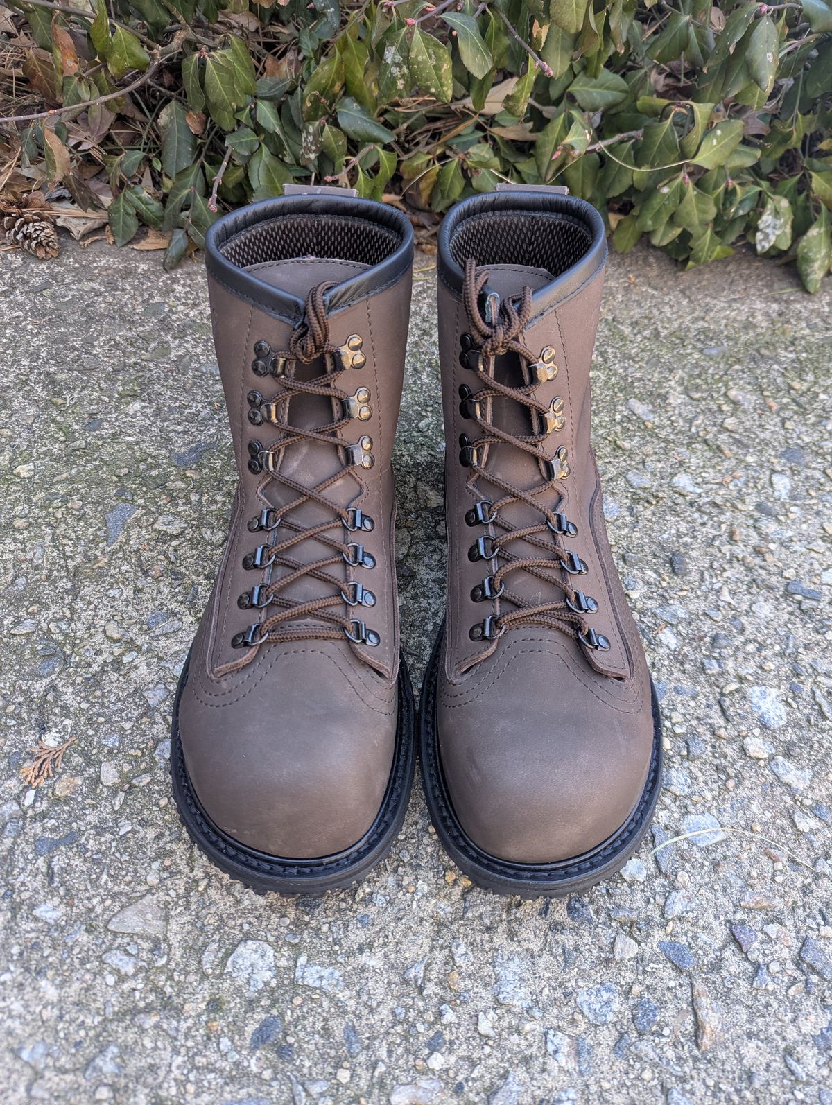 Photo by polishengineering on January 22, 2025 of the Carets Determination Safety Boot in Cacao Nubuck.