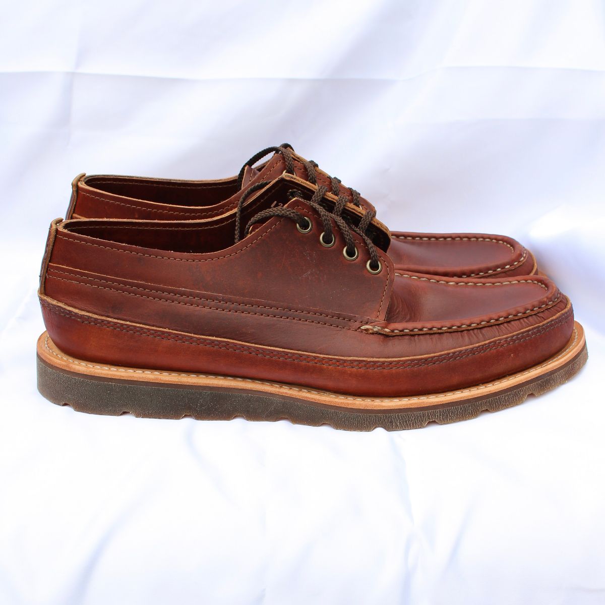 Photo by polishengineering on October 5, 2025 of the Russell Moccasin Co. Fishing Oxford in Seidel British Tan Double Shot.