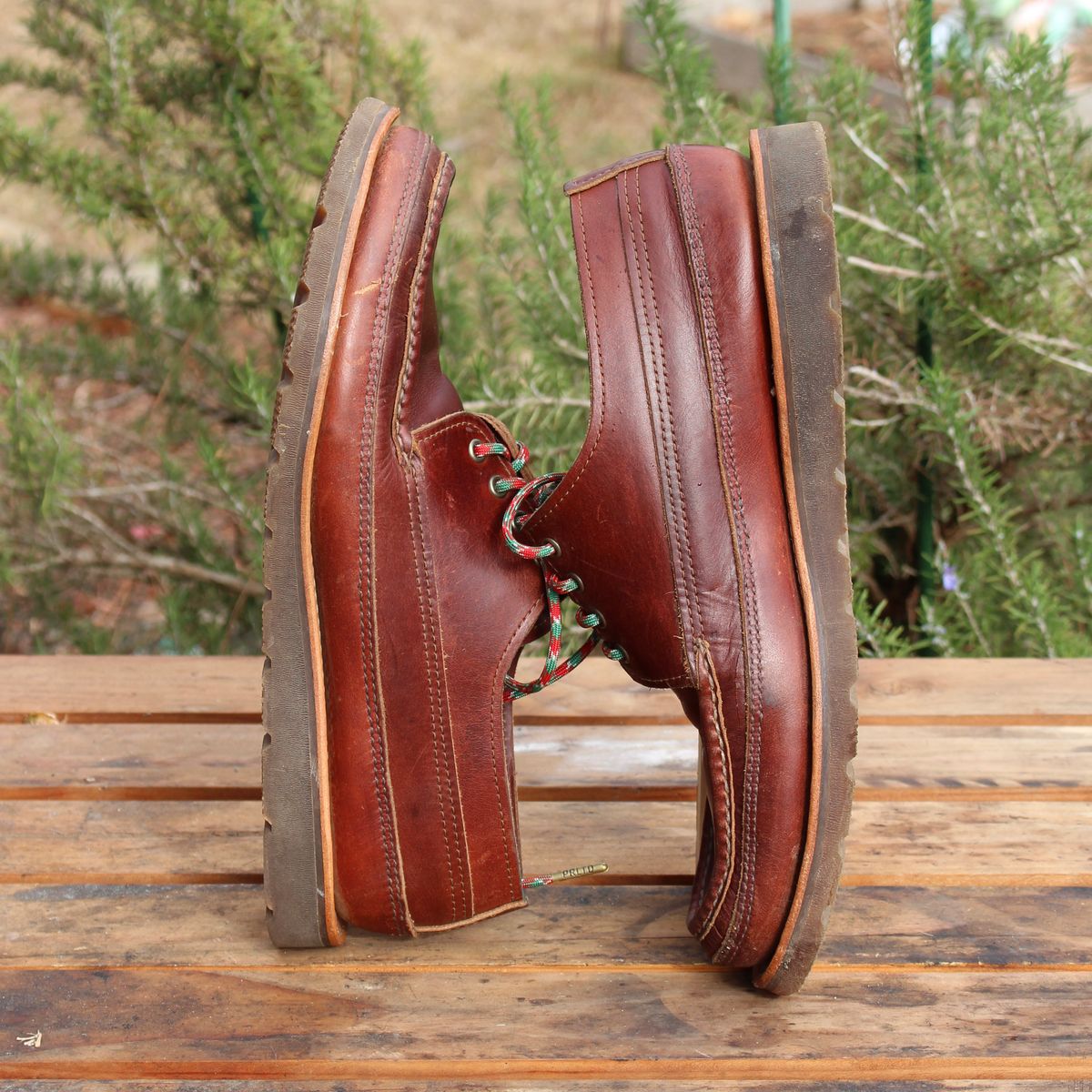 Photo by polishengineering on January 3, 2026 of the Russell Moccasin Co. Fishing Oxford in Seidel British Tan Double Shot.