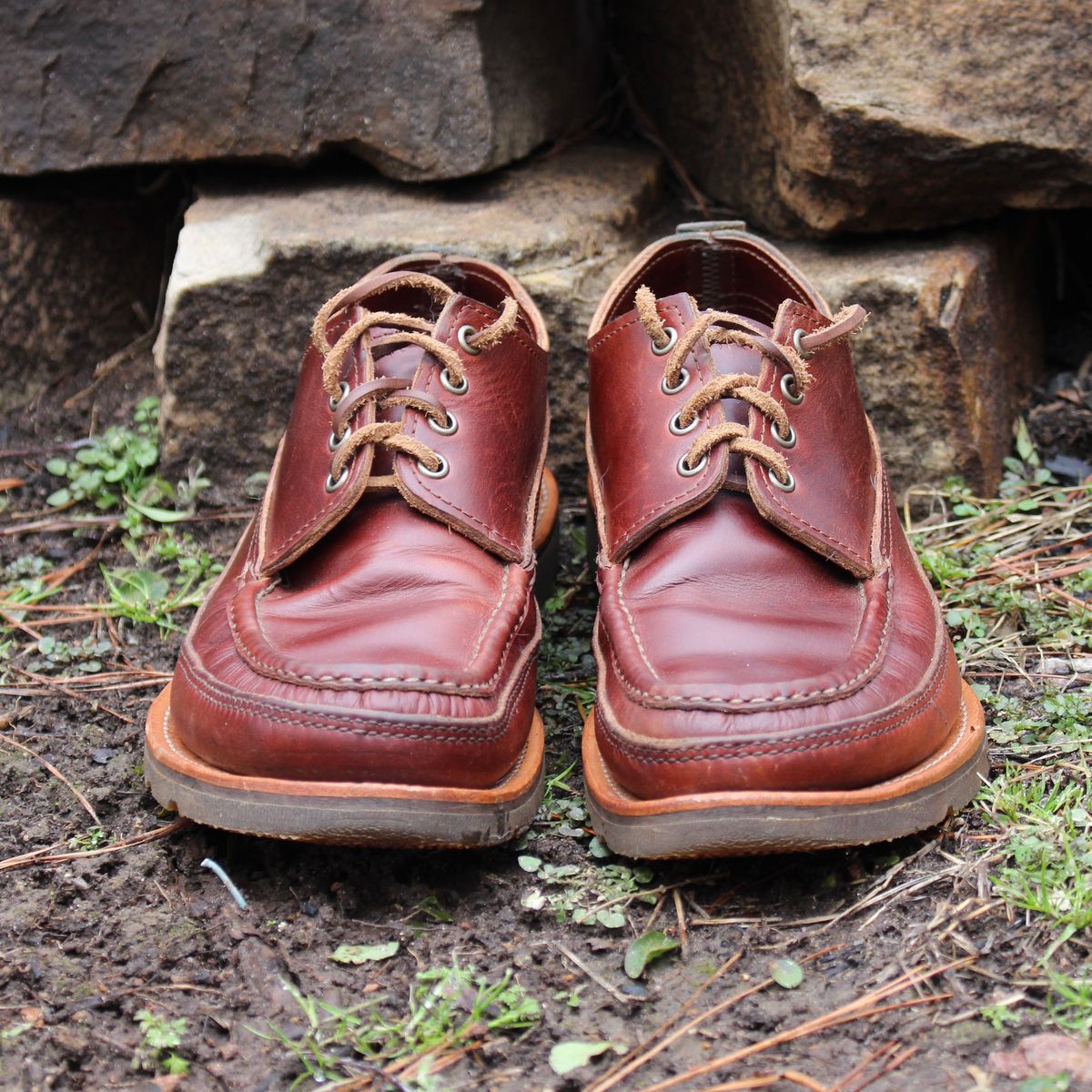 Photo by polishengineering on February 4, 2026 of the Russell Moccasin Co. Fishing Oxford in Seidel British Tan Double Shot.