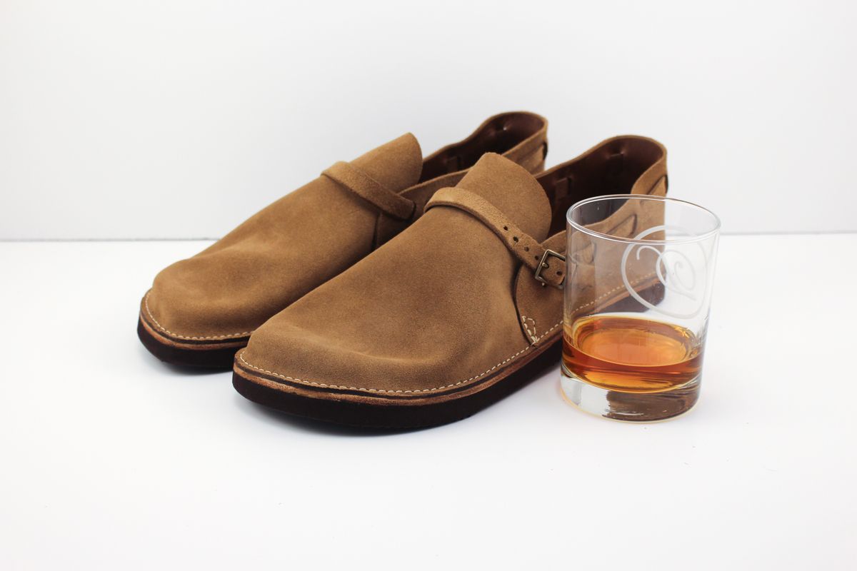 Photo by polishengineering on October 3, 2024 of the Oak Street Bootmakers Country Loafer in Horween Natural Chromexcel Roughout.