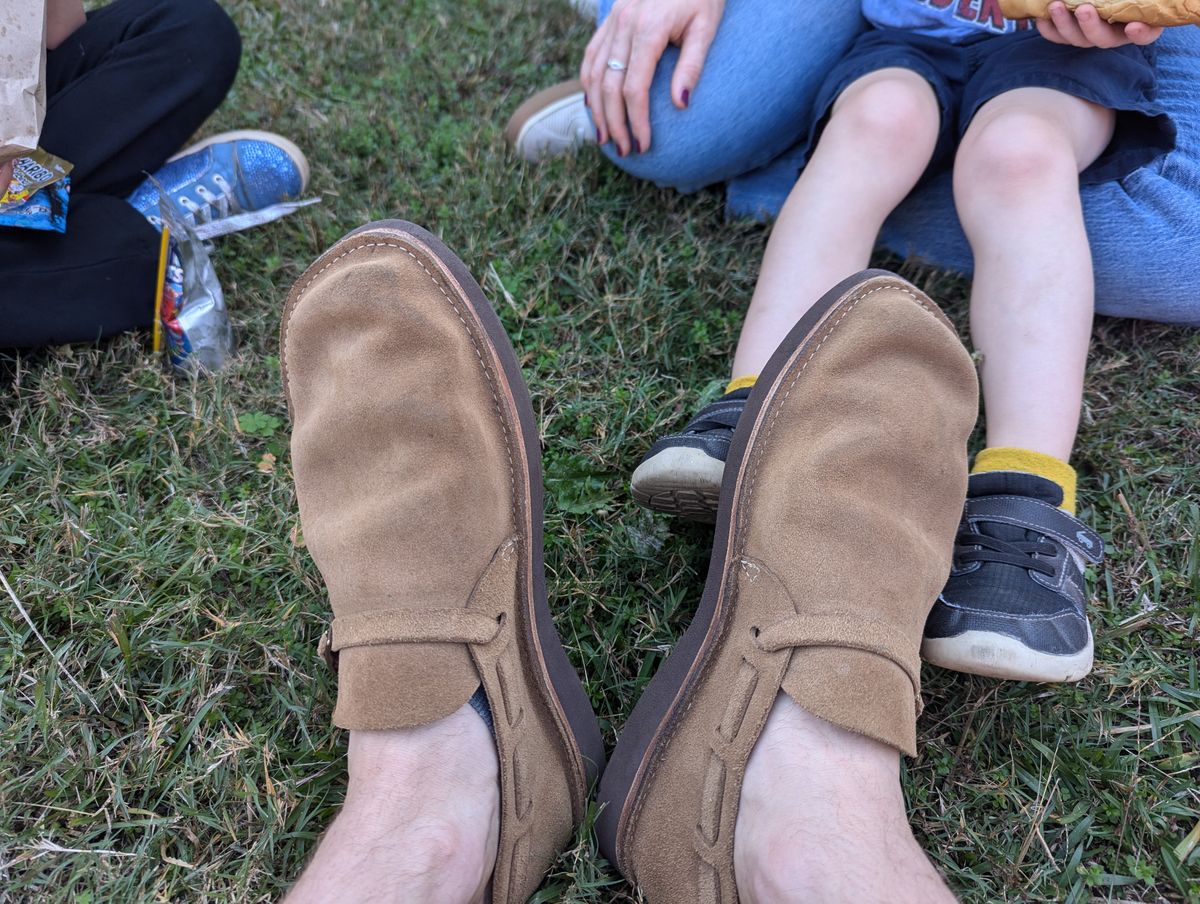 Photo by polishengineering on October 27, 2024 of the Oak Street Bootmakers Country Loafer in Horween Natural Chromexcel Roughout.