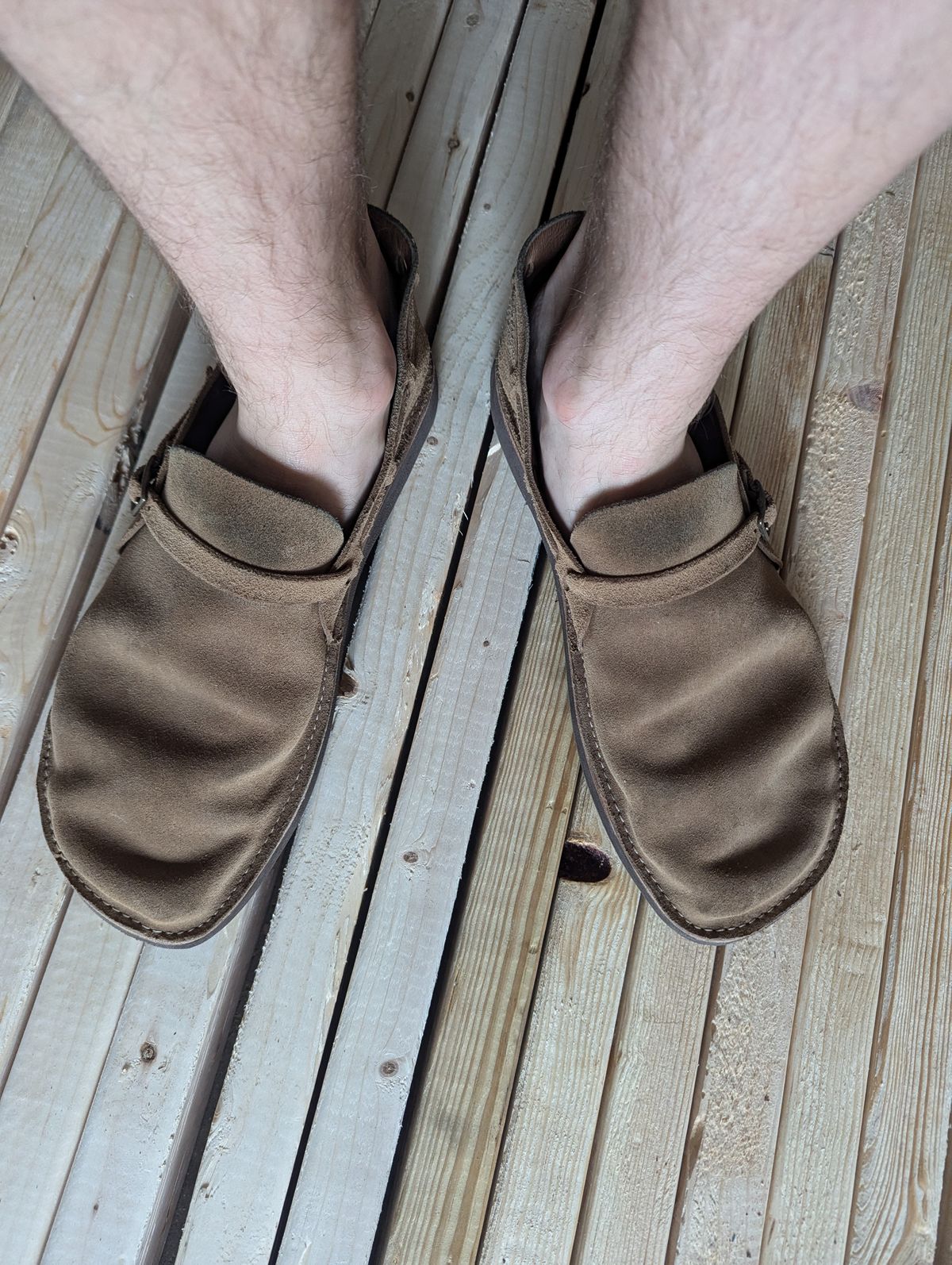 Photo by polishengineering on November 10, 2024 of the Oak Street Bootmakers Country Loafer in Horween Natural Chromexcel Roughout.