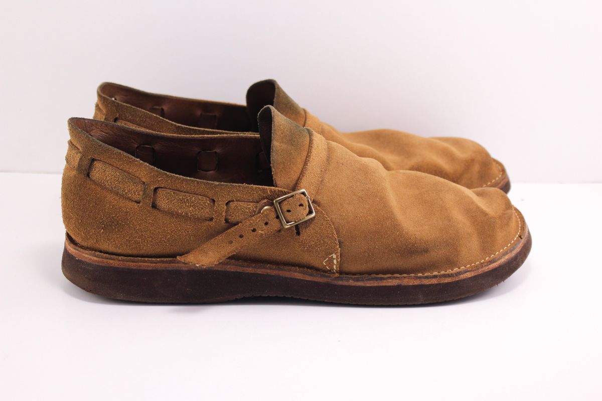 Photo by polishengineering on January 5, 2025 of the Oak Street Bootmakers Country Loafer in Horween Natural Chromexcel Roughout.