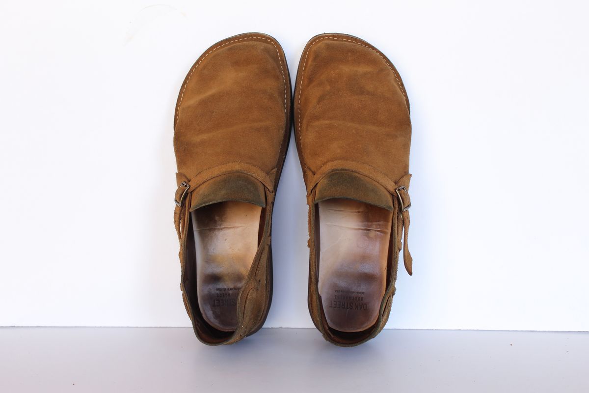 Photo by polishengineering on February 4, 2025 of the Oak Street Bootmakers Country Loafer in Horween Natural Chromexcel Roughout.