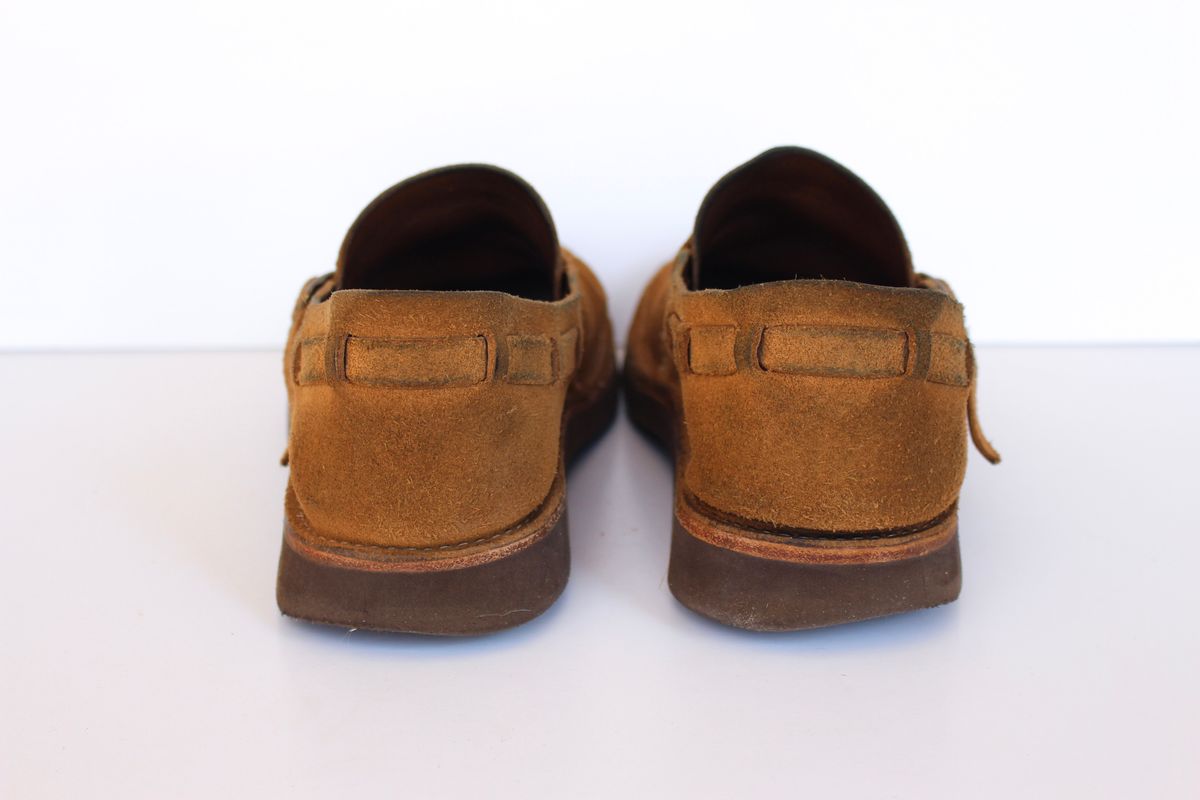 Photo by polishengineering on March 2, 2025 of the Oak Street Bootmakers Country Loafer in Horween Natural Chromexcel Roughout.