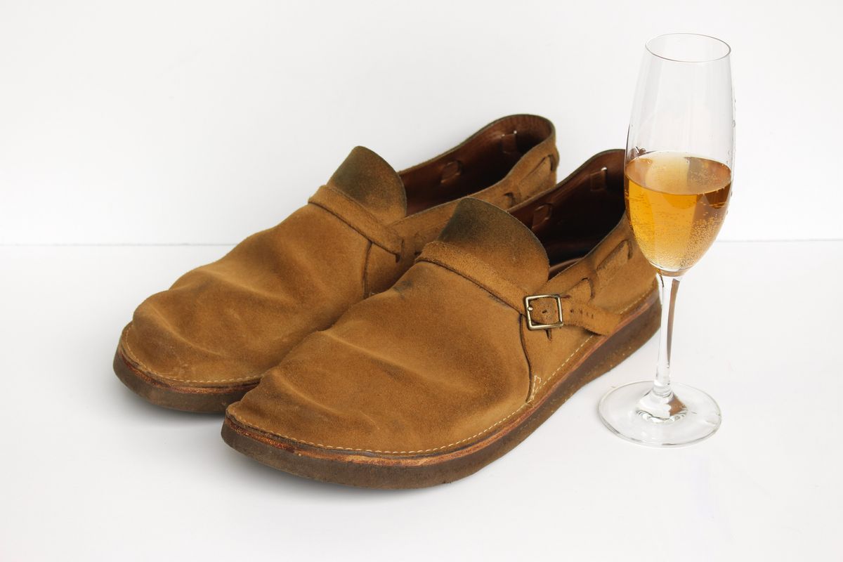 Photo by polishengineering on April 2, 2025 of the Oak Street Bootmakers Country Loafer in Horween Natural Chromexcel Roughout.