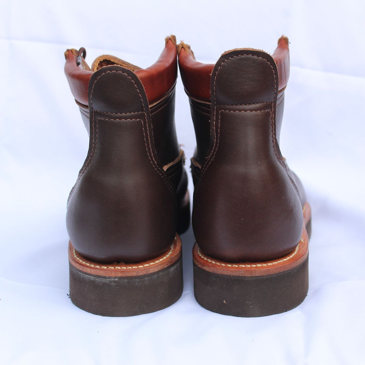 Photo by polishengineering on October 4, 2025 of the Russell Moccasin Co. Premier Chukka in Chocolate.